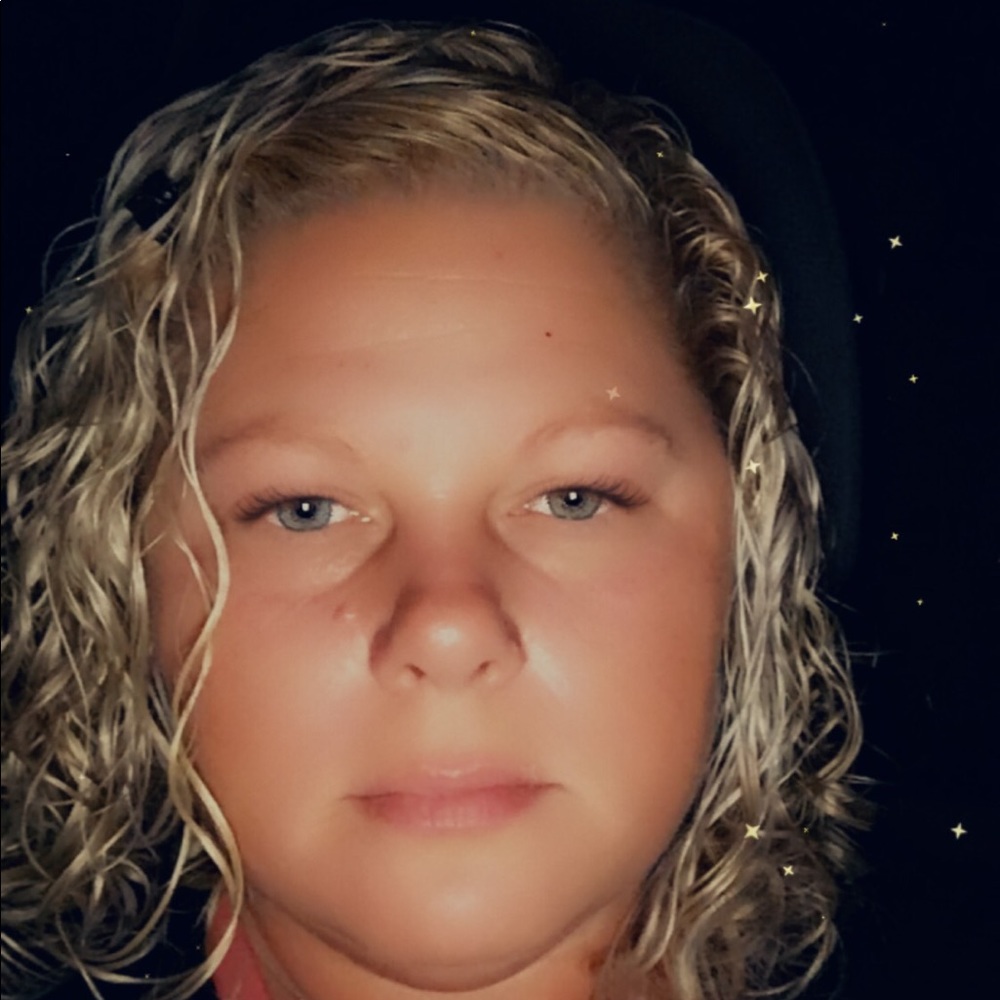 Meet your Posher, Brandi